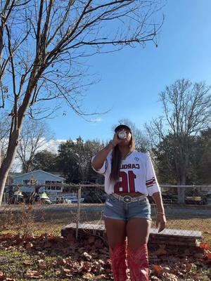 It’s game day 🤙🏾🐔#fypツ #buschlattegirl #gamecockcountry 