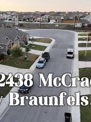 $300k … Don’t miss your chance to make it yours!  ‼️ Assumable loan of approx. $199,593 at 4.625% with Home Loan Serv! Owner is a licensed real estate agent‼️ . #newlisting #newbraunfelsrealestate #newbraunfelstx #texasrealtor #newbraunfels #realtorlife #realestate #assumableloan