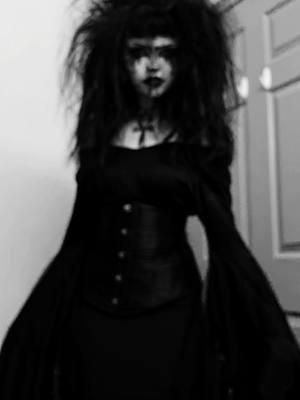 SO blurry but lwky lewks kewl #goth #gothic #gothmusic #tradgoth #tradgothmakeup #tradgothfashion #deathrock #deathrocker #deathrockergoth #mallgoth #gothmakeup #gothfashion #gothstyle #gothgoth #gothgothgoth #gothgirl #gothsubculture #gothicrock #darkwave #fyp 