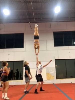 Clean handski✨ #fyp #utah #cheerleader #cheer #partnerstunt #weberstatecheer #alumni #