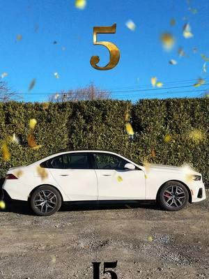 Ring in the New Year with Circle BMW! 🍾🎩 #newyear #2025 #celebrate #confetti #fun #ball #balldrop #ring #bmw #xm #ix #8series #x7 #x6 #i5 #i4 #x3 #2series #x1 