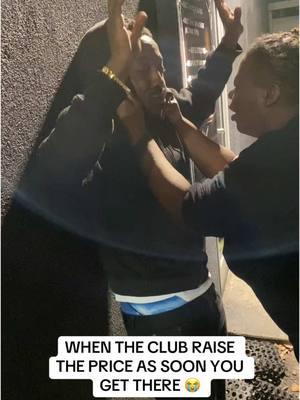 These clubs be trippin’ ! 😂😂 . . . #clubskit #funnyviralvideo #securitygaurd #raisetheprice #orangeburgsc #indaclub #viralfunnyvideos #gordontvv #fyp #fypシ 