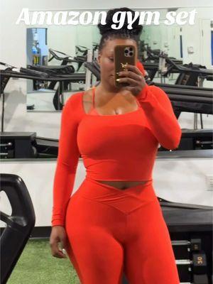 Obsessed I have this in a million colors! The compression combined with how SOFT 10/10 - linked in my LTK ( in bio ) . . . #amazonsets #amazongymfinds #gymsets 