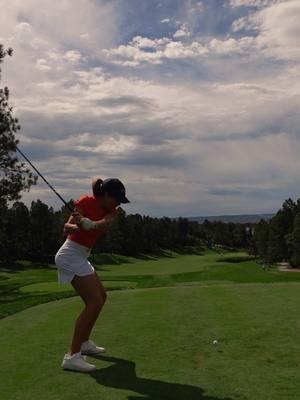 one of my favorite swings of 2024❤️ swing series launching soon so cheers to a new year with better golf and even better company🤞🏽🏌🏼‍♀️ #womensgolf #womensgolfswingtips 