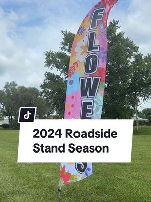 starting an e-mail series with my top tips + takeaways for roadside stands in Jan! sign up in my profile ❤️‍🔥 #farmstand #roadsidestand honor system stand, market stand, self serve farm store, #ruralmissouri #rural #smalltown 