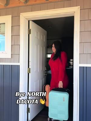 Bye north DACOTA hola california 😎 si todo muy bonito pero ya me acostumbre a vivir en california 🥹🎄👋 #alondrix #mom #fyp #fun #funny #familytrip  #vacation #family #bigfamily 