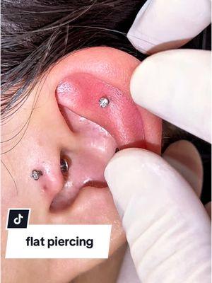 flat piercing #flatpiercing #earpiercing #piercing #piercings #piercingstudio #piercingcheck #piercingtok #piercingsoftiktok #piercingfreak #vairal #fyp #allfake⚠️ 