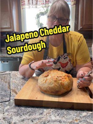 #sourdough #sourdoughbread #jalapenocheddar #sourdoughbaking #fyp #fypageシ #fypage #fyp 