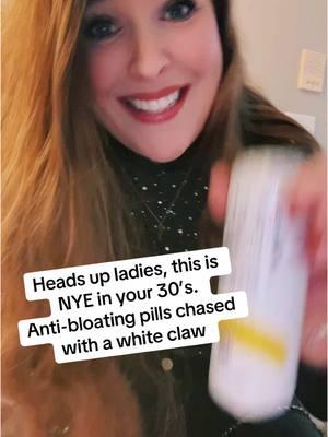 I’m just preparing both you and me for this #nye #nyeoutfit #newyearnewme #newyearsameme #byebyebloat #lovewellness #whiteclaw #chaseit #thisisyourthirties #thirtysomething #millennialsoftiktok #Millennial #fyp #foryoupage #imjustagirl #clubsgoinguponatuesday 