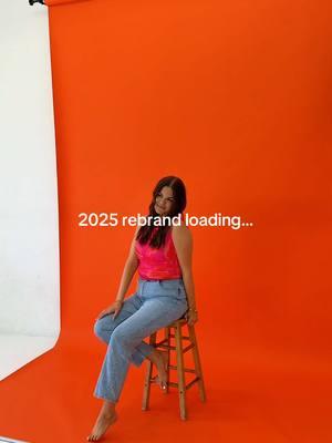 In 2025 we werkkkkk #brandshoot #socialmediamanager #rebrand 