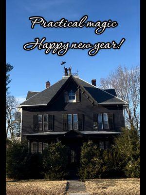 #practicalmagic #witches #fyp #victorian #blackhouse #massachusetts #newengland #witchtok 