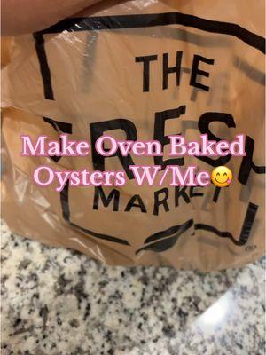 •Make Stuffed Oysters W/me• -10/10 will recommend😋 -Cooked on 400 for 15mins #cooking #oysters #cookwithme #ovenbaked #crab #cook #chefskiss 