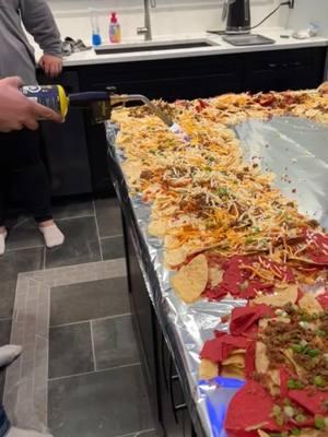 Satisfying Nacho Table Trend 😋 #nacho #nachotable #nachocheese #nachos #food #Foodie #satisfying #oddlysatisfying #fyp 