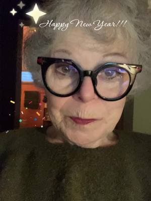 Grateful post! Happy Mindful New Year! #grateful #staystrong #keeplaughing #funnyoldlady #nevergiveup #findyourjoy #bethelight 