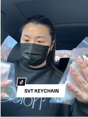 ahhhh 🥹 did you guys get any keychains ? Which charms did you get ?? Thanks @v a l 💜 #seventeen #svtcarat #seventeenpopup #seventeenartistmadecollection #seventeenkeychain #seventeenmerch 