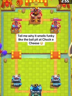 How to defeat royal giant player in clash royale (happy new year!) #skeletonkingmenace #clashroyale #clashtok #clashroyalememes #clashroyaledeck #fypシ 