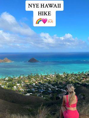 the struggle is realll but we did such a pretty hike today 🥹🌺✨ #pillboxhike #hawaii #oahu #nye #Vlog #travelnurse #nurse #nurselife #hawaiihike #oahuhawaii 