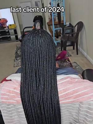 thank you everyone for the support, medium boxbraids #neatbraids #fayettevillebraids #scbraider #raleighhairstylist #raleighnc #knotless #boxbraids #fayettevillenc #nothcarolina 