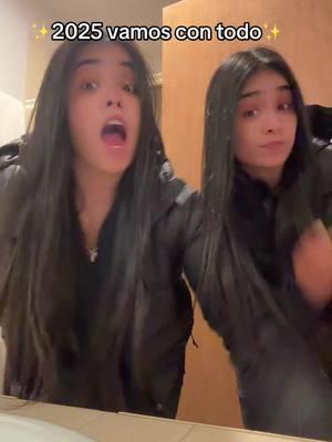 Decretando un año productivo❤️@Lizbet Reyes @Lizet Reyes #paratii #viralvideo #fypシ #videos #fyp #viraltiktok #twinsss #paratiiiiiiiiiiiiiiiiiiiiiiiiiiiiiii #sisterlove❤️ #hermanas #fyppppppppppppppppppppppp 