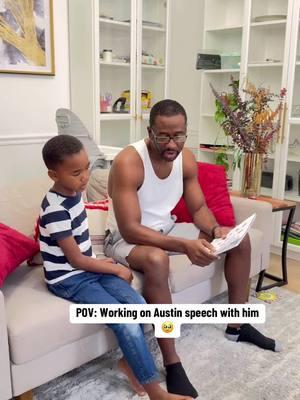 I'm trying my best🤎 #blacklove #fatherhood #father #blackfather #lovingfather #joy #Love #dad #dadlife #daddysboy #fatherson #speech #reading #words 