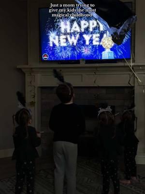 🤍 #newyears #newyearseve #momof4 #sahm #stayathomemom #tripletsplusone #tripletgirls #identicaltriplets #fyp #viral #memories