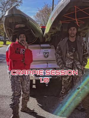 Quick crappie session#fypシ゚viral #FYP #fypfishing🎣 #crappie #crappiefishing #crappiejig #crappietok #crappiemasters #crappiecasket #crappiefishin #jiggin #sacalait 