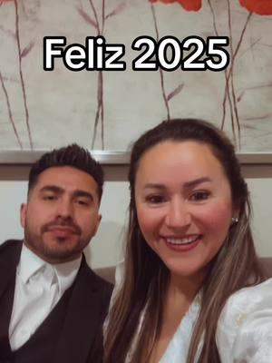 ¡Feliz 2025 para todos los inversionistas de bienes raíces! 🎉🏡 Que este nuevo año esté lleno de oportunidades, crecimiento y grandes logros. Sigamos construyendo sueños, creando legados y alcanzando nuevas metas juntos. ¡Por un 2025 próspero, abundante y exitoso! 🥂✨ #Feliz2025 #InversionistasDeBienesRaíces #ÉxitoYProsperidad #NuevasOportunidades #fixflipenespañol #inversionistas #bienesraices #InvierteEnTuFuturo #Oportunidades2025 #CrecimientoFinanciero #ÉxitoInmobiliario  #LegadoFinanciero #RiquezaInteligente  #ConstruyendoSueños  #LibertadFinanciera #PropiedadesRentables #Abundancia2025 🌟 .