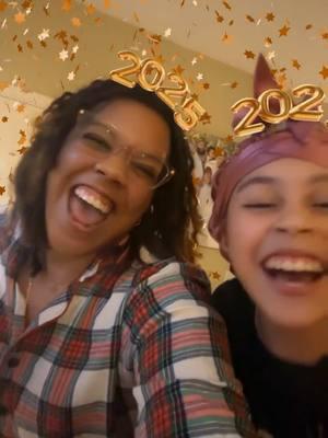 My old ass made it to Midnight 😂 HAPPY NEW YEAR FROM THE Ls!!!! 💖🎊🎉 #2025 #Lolove #TheLs 