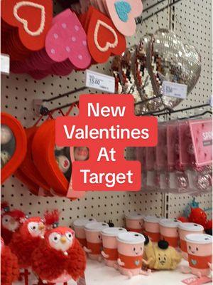 The Valentine’s Day birds are so cute #target #valentines #ValentinesDay #targetfinds #targetbirds 