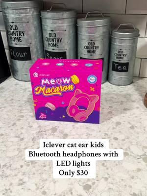 #headphones #bluetooth #iclevercatearheadphones #kidsheadphones #ledlights #kidsmusthave #childrenstoys #dealsforyoudays #deals #TikTokShop #tiktokmademebuyit #tiktokshopfinds 