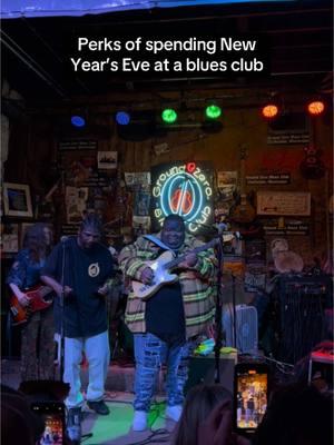 And I would do it again. This is Kingfish blessing our ears at the Ground Zero Blues Club in Clarksdale, Mississippi! It’s co-owned by the one and only Morgan Freeman.  #Blues #HappyNewYear #NewYear #NYE #LiveMusic #Kingfish #MorganFreeman #Fyp