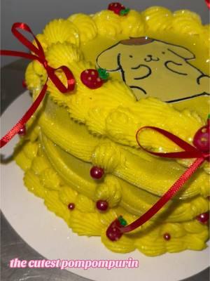 cute and delish #fyp #foryou #foryoupage #cake #sanrio #pompompurin #yellow #coquette #glitter #glittercake #sanriocake 