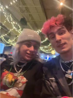 New years vlog @Sky ❤️#happynewyear#2025#couplegoals#relationshipgoals#couplesoftiktok#poppunk#punkrock#alternative#gothboi#paintyournails#weareyeliner#beyou#spreadlovepositivity #fyp#fypシ 