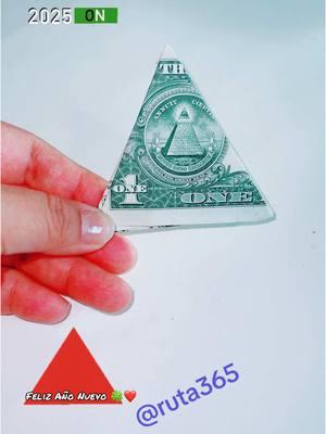 #triangulo para la buena suerte 🍀 hecho con un billete 💵 de 1 dólar#triangulo hecho con un billete 💵 #como hacer un triangulo con un billete 💵 ❤️