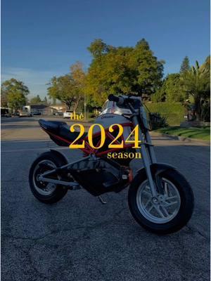 And with that the 2024 season comes to a end Happy new years . . . #newyears #andwiththatthe2024seasoncomestoanend  #bikelife #bikelifestyle #dirtbikes #pitbikes #streetbikes #stuntbikes #wheelies #supermoto #vexbolts 