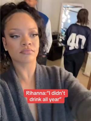 Rihanna counts down the New Year: “I didn’t drink all year”  …🤥 🎥 Rihanna #rihanna #sober #NYE #newyear 