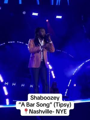 Shaboozey performs “A Bar Song” (Tipsy) at Nashville’s Big Bash New Year’s Eve. @BOOZEY #nashville #nashvilletn #nashvillenye #nashvillebigbash #nye #newyearseve #abarsong #tipsy #shaboozey #number1 #numberone #countrymusic #country 