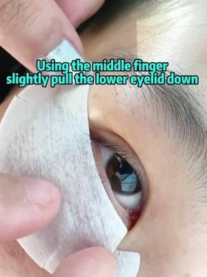 Usually, many lash artists don’t know how to apply the patch correctly. It is the most common part of the procedure when their clients may feel discomfort and may exhibit redness in the eyes. Use this method to safely install the patch correctly.. for your customer’s comfort and yours!  Shop on vavalash.com🛍️Enjoy Free Shipping 💕 Download the VAVALASH App 👉Get 30% Off for first order ⚡️The Code : APP30 #texaslashes #lashextensions #volumelashes #lashes #lashartist #houstonlashes #eyelashextensions #dallaslashes #lashtech #explorepage #wispylashes #megavolumelashes #fortworthlashes #minklashes #dfwlashartist #dfwlashes #lashboss #hybridlashes #atlantalashes #dallaslashtech #houstonlashtech #eyelashes #arlingtonlashes #houstonlashextensions #individuallashes #lashqueen #dmvlashes #lashgoals #calilashes #atllashes