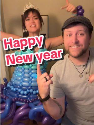 Happy New Year!!!! #BalloonJosh #Balloons #BalloonArt #BalloonArtist #BalloonTwister 