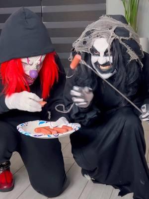 Clown and monster eat his lunch 🤣 #monsterundermybed #funnyvideo 