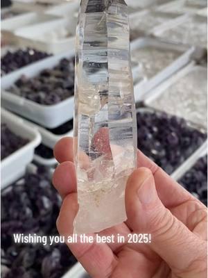 Shine bright in 2025!  #crystaltok #minerals #crystals #mineraltok #quartz #gemshow #tucsongemshow #newyear 