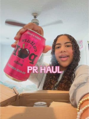 Pr haul !! @culture POP soda #culturepop #drinkculturepop #soda #healthysoda #prpackage #microinfluencer #microinfluencertips #microinfluencertiktok #influencer 