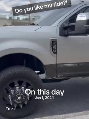 #onthisday do you like my truck?!?! #truck #trucks #trucksoftiktok #ford #fordtruck #fordtrucks #fordf350 #f350 #dually #duallytrucks 