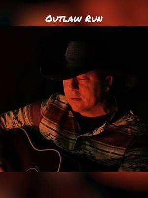 Good songs never get old! #fyp #foryoupage #foryou #traditional #traditionalcountry #outlawcountry #realcountrymusic #singer #singersongwriter #independentartist #frankfoster #real #country #run #outlaw #story 