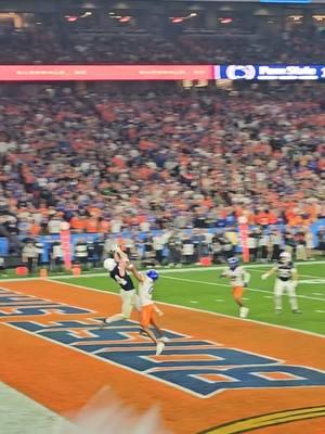 VRBO Fiesta Bowl. #tylerwarren touchdown catch! #vrbofiestabowl #pennstate #pennstatefootball #weare #bluecollar #countryboy #arizona #statefarmstadium 