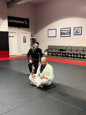 Guard retention drill ##bjjblackbelt##wrestlingtiktok##jiujitsugrappling##pardeebjj##pardeebjjfollansbee##jiujitsu##pardeebjjweirton##jiujitsulifestyle##jiujitsulifestyle##origin##jiujitsutiktok##jiujitsutips