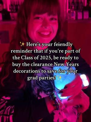 Wish I thought of this is 2009…. #newyear #newyearresolution #2025 #2025graduate #2025goals #seniorphotographer #graduationphotos 