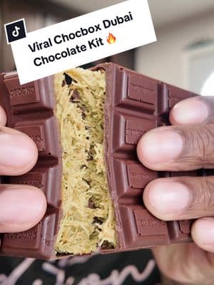 If you never tried it, you have to try it 10/10 🔥 …it’s huge I can’t even finish it..get yours today ..click below #dubaichocolate #chocbox #fyppp #chocolate #chocolatelover #dubaichocolatebar #musttryfood 