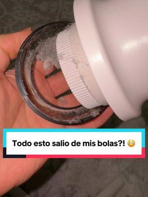 Pela tus bolas con la máquina quita pelusas #lintremover #fabricshaver #fashionhacks #lintshaver #quitapelusa #afeitadoradepelusas #pelusa #pelusas #mexicantok 