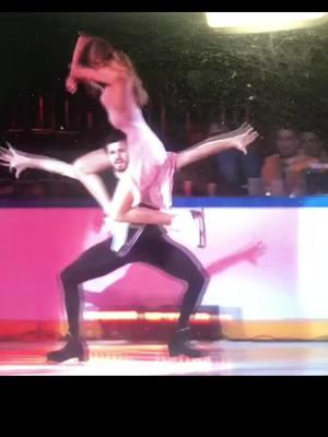 #patinacaoartistica #patinacao #dance #trending #ice #lindos #couple @Patinação⛸ @PATINAÇÃO ⛸️ 